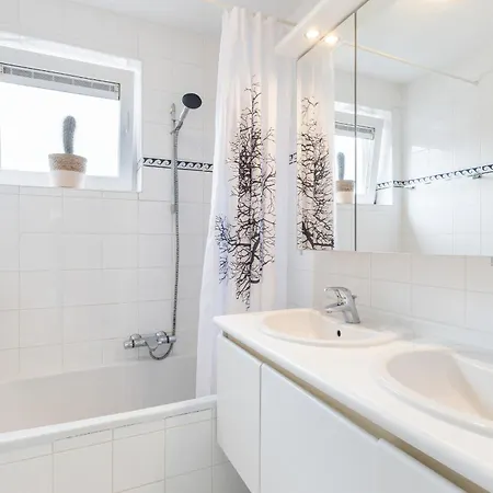 Century 2a 0201 * Wenduine